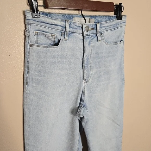 Athleta Sculptek Straight Leg Ankle Jean Light Wash - Picture 3 of 7